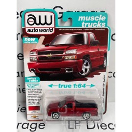 AUTO WORLD 2005 Chevy Silverado SS Red 1:64 Diecast Muscle Trucks