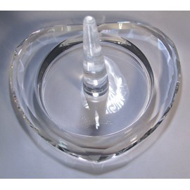 Oleg Cassini Crystal Heart Ring Holder 108491