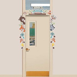 WOODLAND PARTY DOOR BANNER SET - Party Decor - 9 Pieces