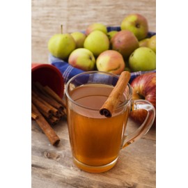 LOYD Herbal Tea Fruit Tea Warming Tea 15 Tea Bags 45 g Flavour: Apple with Cinnamon Flavoured Fruit Fruit Winter Tea High Quality Tea Leaves Black Tea Bag Brewing