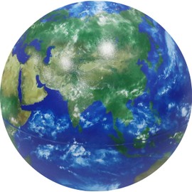 Hobonichi's Earth Ball Globe: A real-time view of the Earth without borders, with a diameter of approximately 15 cm