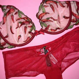 Victoria's Secret 32DDD,34B,34C,