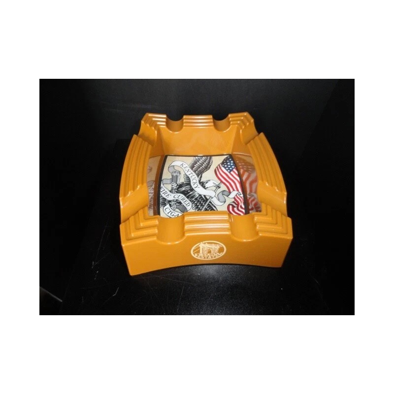 Drew Estates Outdoor Plastic cigar ashtray Measures 8.25" L x