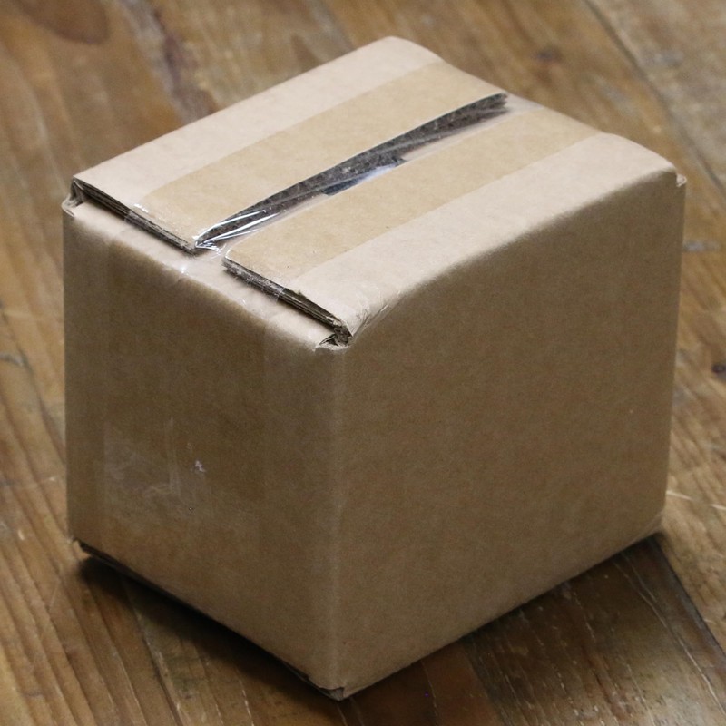 Karter Scientific 1000ml Beaker, Low Form Griffin, Boro. 3.3 Glass,