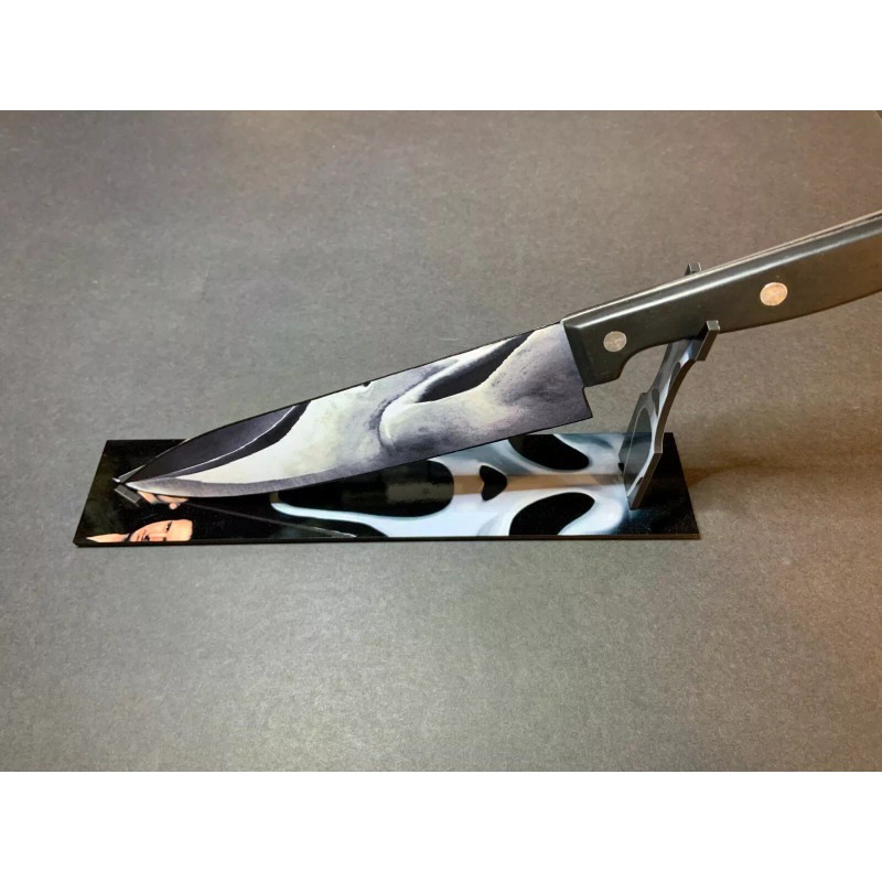 Scream Ghost Face Kitchen Knife With Laser Engraved Stand
