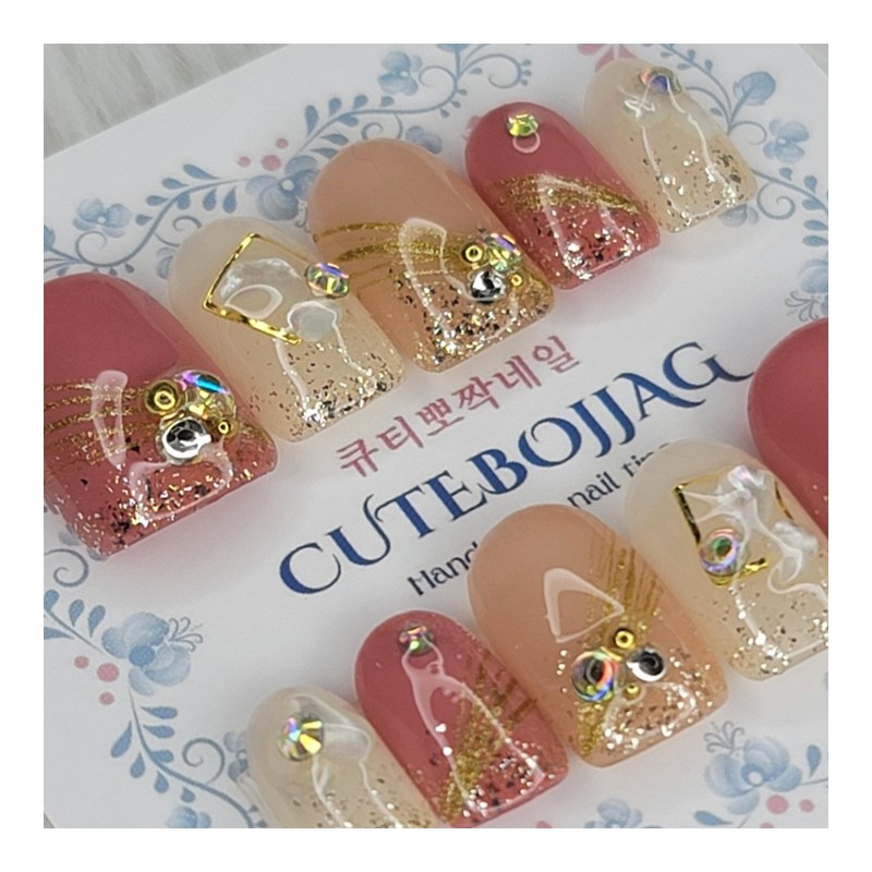 Gold Mother-of-pearl Handmade Nail Tips - Oval M / 골드자개