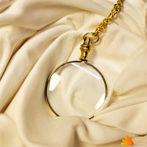 10X Magnifiers Antique Brass Chain Necklace with 40mm Diameter Glass