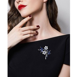 Wendalern Crystal Pearl Flower Brooch Pin Blue Crystal Petal Pin Tiny Pearl Plum Boss Brooch Classic Plant Floral Corset Brooch Clothing Accessories Jewellery for Women Girls, Metal