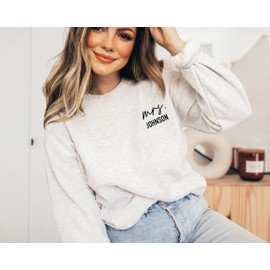 Mrs Sweatshirt - Custom Mrs Sweatshirt - New Mrs - Honeymoon Pajamas - Wedding Gift - Engagement Gift - Fiancee Gift