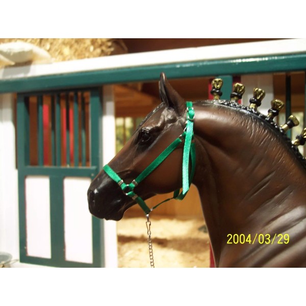 Jaapi GREEN halter w/lead - fit Breyer/Stone drafter model horses