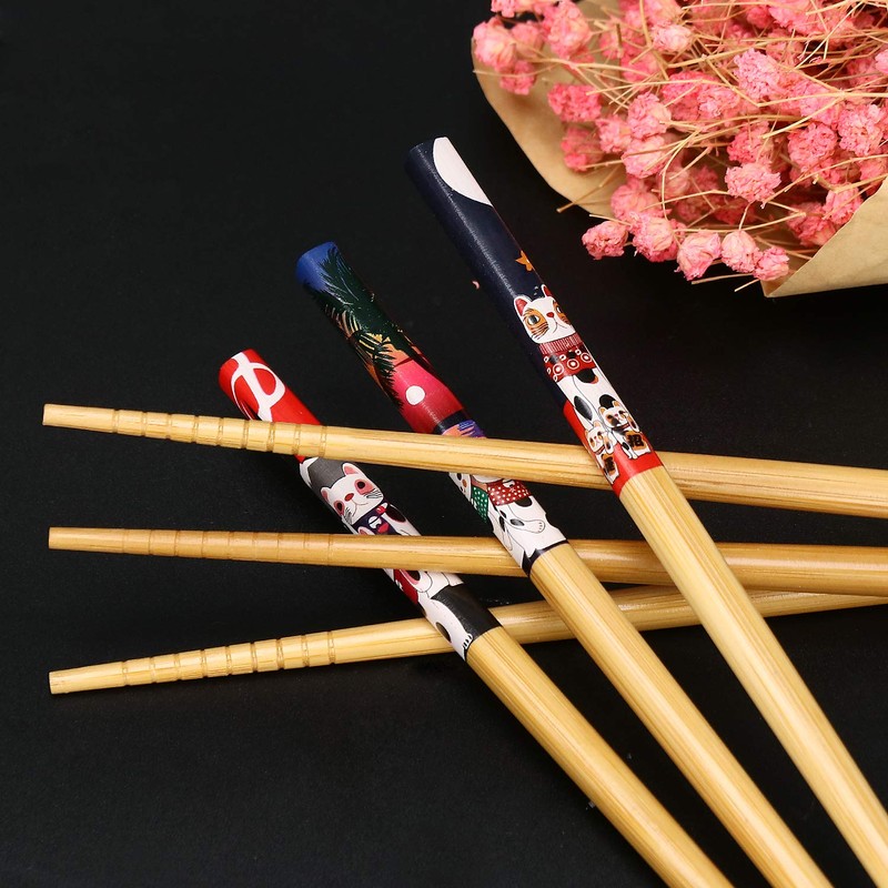 5 Pairs Natural Reusable Bamboo Chopsticks with Fortune Cat Print,