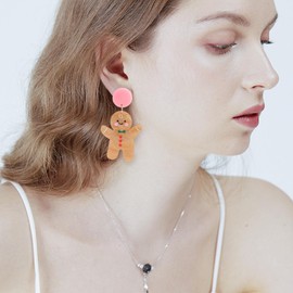 Seakuur Gingerbread Men Earrings for Women Christmas Earrings Dangle Holiday Earrings Acrylic Xmas Earrings for Christmas Jewelry (A)