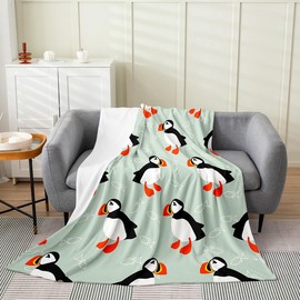 jejeloiu Kids Puffin Plush Throw Blanket, 40"x50" Puffin Bird Drawing All Season,Bed Blanket for Boys Girls Teens Bedroom Decor Polar Animal Fish Flannel Fleece Blanket Women Men Cute Animal Green