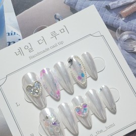 Mermaid White Pearl ·͜· Handmade Nail Tips - Coffin / 머메이드 화이트펄 ·͜· 수제네일팁 - 코핀