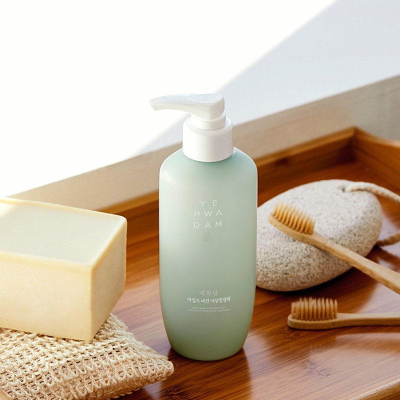 The Face Shop Yehwadam Mild Vegan Feminine Wash 200mL
