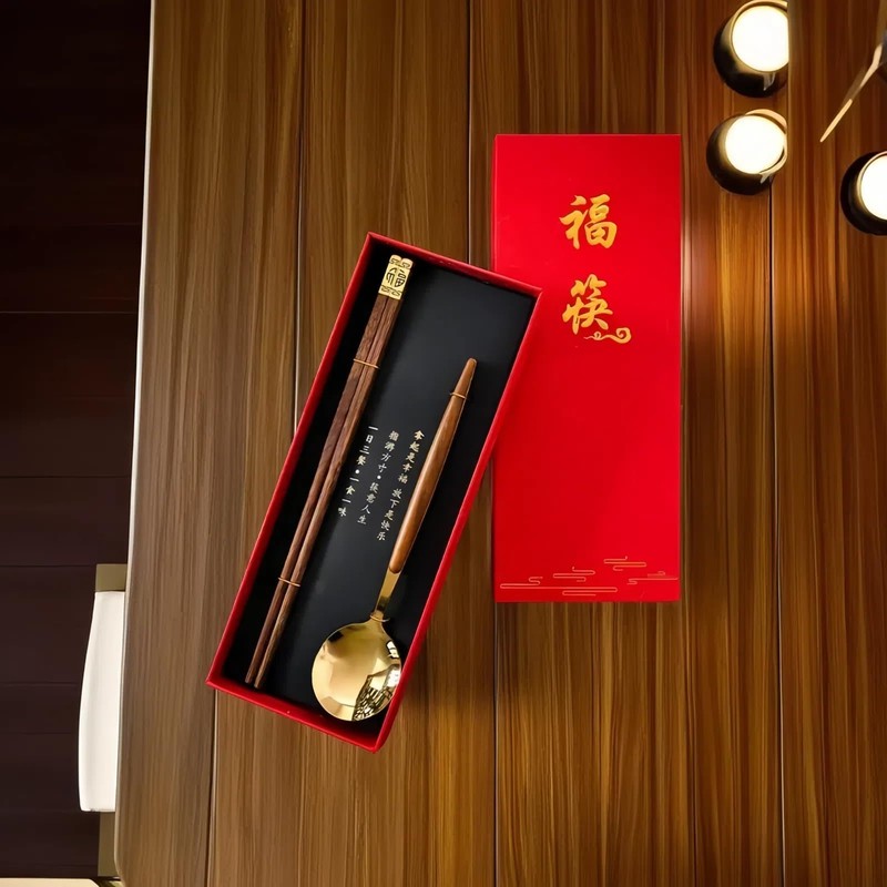 HannaFires Chinese Chopsticks and Spoon Gift Set – Brass 'Fu'