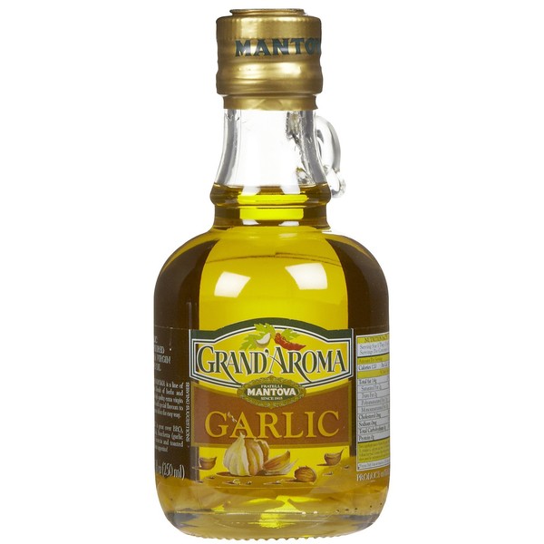 Mantova Grand’Aroma Garlic Flavored Extra Virgin Olive Oil, made in Italy, cold-pressed, 100% natural, heart-healthy cooking oil perfect for salad dressing, pasta, garlic bread, meats, or pan frying, 8.5 oz (Pack of 2)