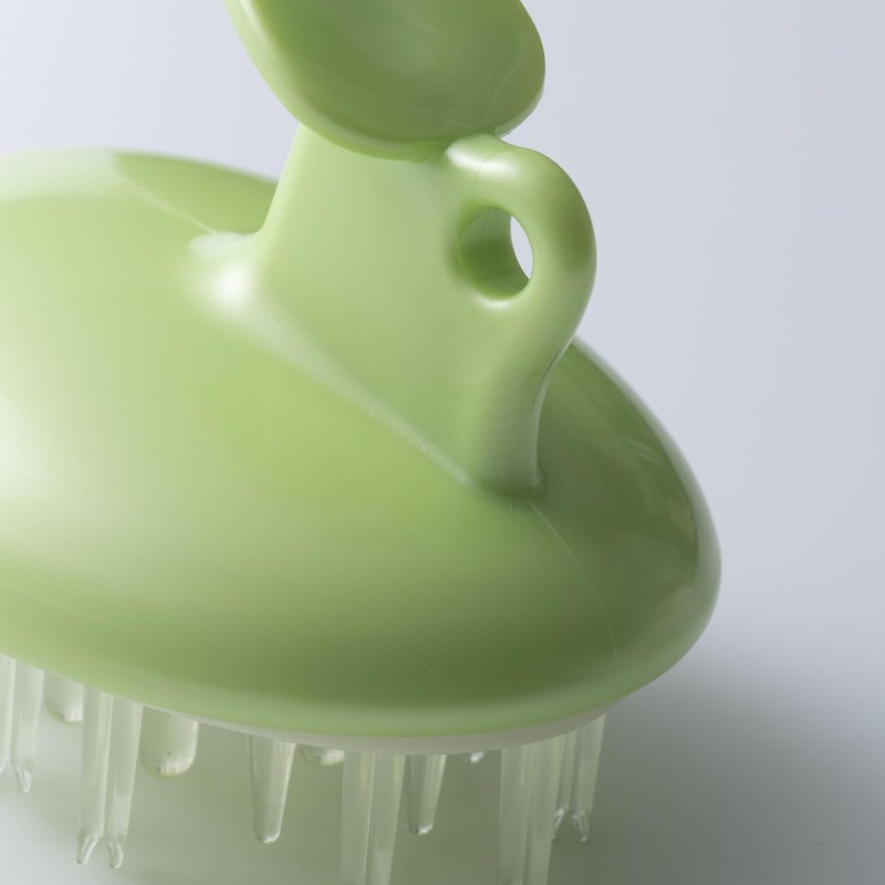 KAI Shampoo Brush