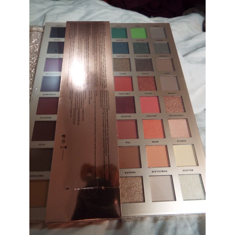 Profusion Cosmetics Glamourland 72 Pc Beauty Portfolio, eye, highlight/Cont