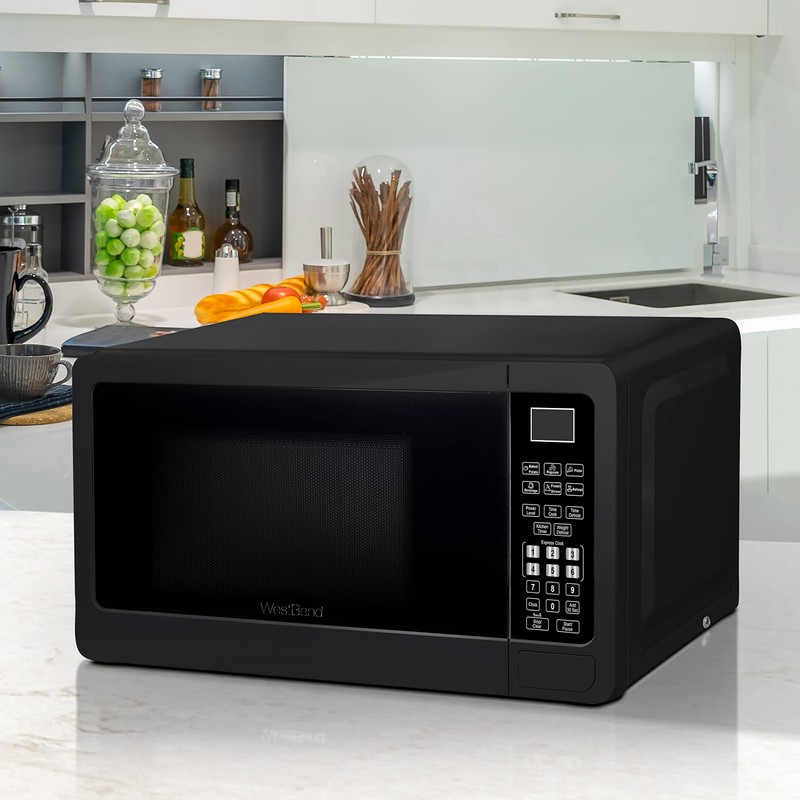 West Bend WBMW71B Microwave Oven 700-Watts Compact with 6 Pre