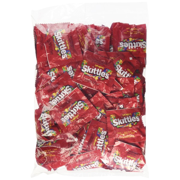 Skittles Fun Size Approximately 70 Packets 2.5 Pounds