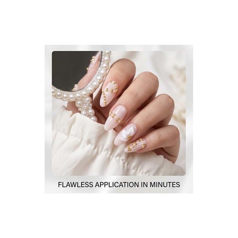 Uñas postizas medianas almendradas, color rosa nude con flores blancas
