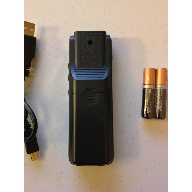 Sony ICD-PX820 Digital Voice Recorder (Black)