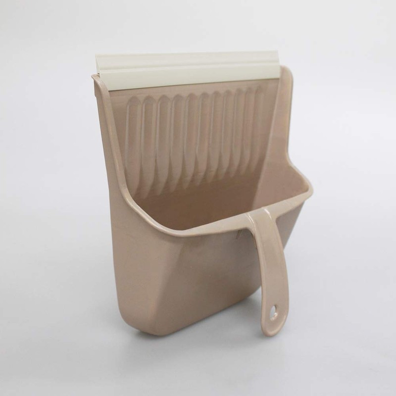 azuma工業 Broom Taupe Product Size: 25.8 W x 22.7 D x/Tall 9 cm