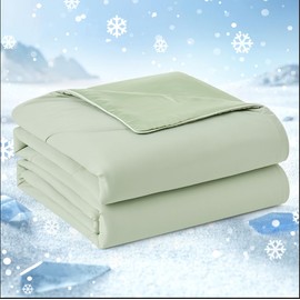 Snuggle Sac Cooling Comforter King Size, Q-Max>0.4 Breathable Cooling Blankets for Hot Sleepers,Dual-Sided Ice Blanket Thin Summer Comforters Soft Lightweight Cold Blankets, 106x90 Inches, Sage Green