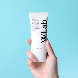 W.Lab Water Fit Light Care Moisture Sun Cream 60ml / 더블유랩 워터핏 라이트케어 모이스처 선크림 60ml