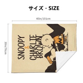 Snoopy Blanket, Half Blanket, Blanket, Knee Cover, Cooling Protection, Soft, Compact, Washable, Character Outdoor, Kids, Baby, 30.8 x 29.9 inches (101 x 76 cm)