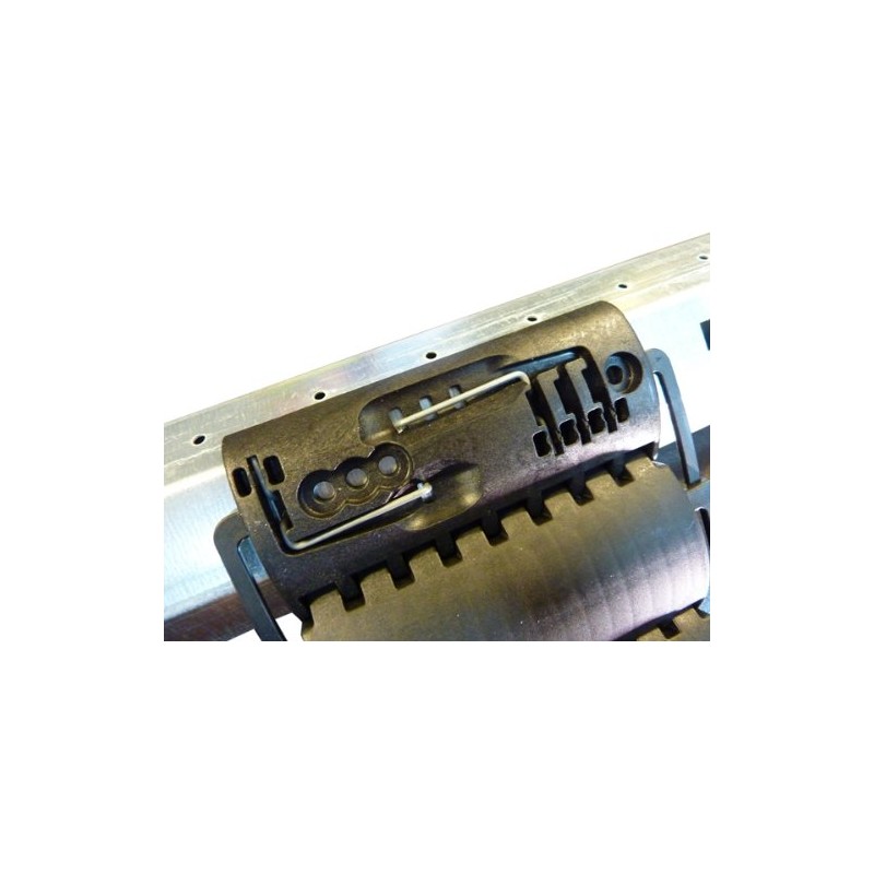 Anti-slip protection, fixed shaft connector, 3-link for roller shutters (burglary