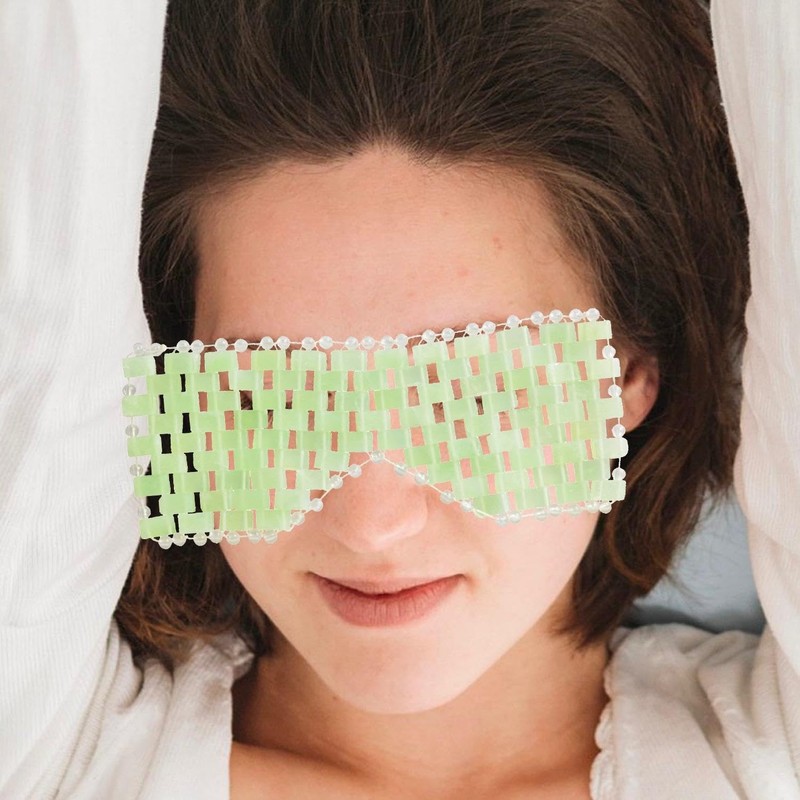 1 Jade Eye Mask and 1 Scraping Comb, Reusable Eye