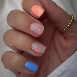 Flower Press on Nails Short Square Nails Press Ons Nude Fake Nails Glossy with Design False Nails Full Cover Nail Accessories Summer Stick on Nails Reusable Acrylic Nails for Women 24Pcs