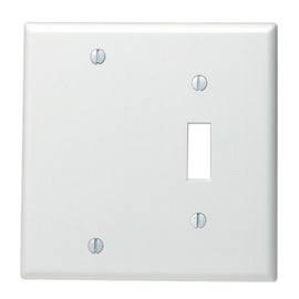 5 Pack Leviton 88006 2-Gang 1-Toggle 1-Blank Device Combination Wallplate - White