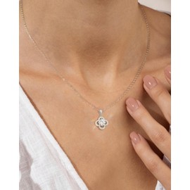 Four Leaf Clover Moissanite Necklace for Women, 1ct D VVS1 "Lucky Encounter" Pendant, 18k White Gold Plated Lab Created Moissanite Jewelry, Good Luck & Love Charm Jewelry Gift for Wife Her Friends