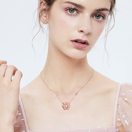 Rose Gold Plated Cute Flower Rose Necklace for Girls Womens Sterling Silver CZ Diamond Rose Flower Necklace Elegant Rose Jewelry for Wife Girlfriend Birthday Anniversary Christmas Day's Gift FP0190R