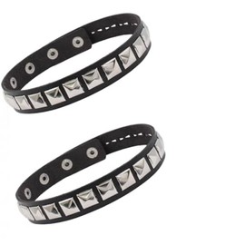 2pcs Leather Studded Punk Bracelet for Men Women 80s, Leather Square Stud Side by Side Collar Punk Accessories Rock Bracelet,Black Armband With Silver Studs,Perfect for Cosplay,Stage Performance,Party