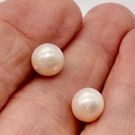 Unbranded Fresh Water Pearls Natural Creamy Satin White | 8mm to 9mm | 2 Pearls |