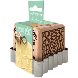 SCRAP COOKING 5139 Wooden Decorative Stamp for Pastry with 1 Cookie Cutter and Cube with 5 Sides Embossed Silver