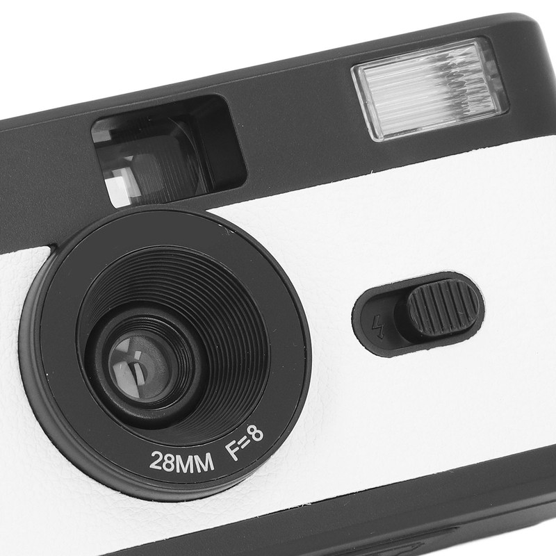 35MM Film Camera Reusable Lightweight Vintage Camera Built in Flash