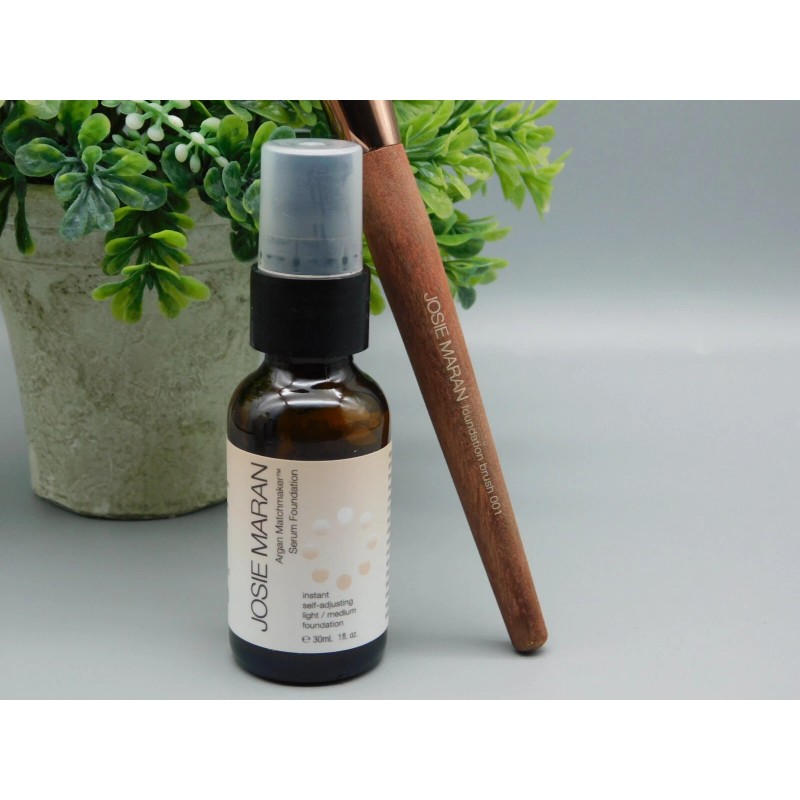 Josie Maran Argan Matchmaker Serum Foundation Light/ Medium With Brush