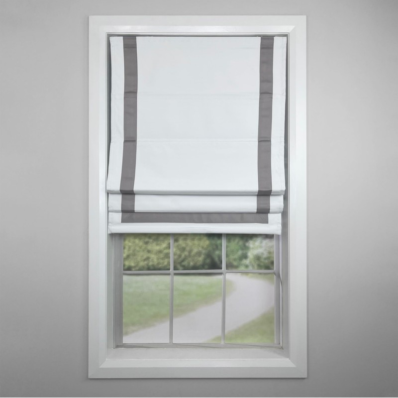 Versailles' Valentina Cordless Roman Shades