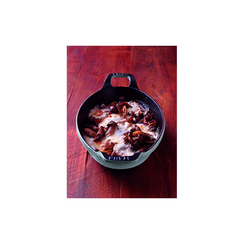 Staub Mini Oval Casserole Dish (15 cm, 0.25 Litre with