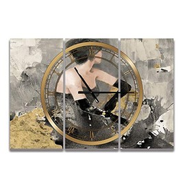 DesignQ 'Gold Fashion Dance' Traditional Wall Clock for Home Bedroom Bathroom Office Living Room Decoration