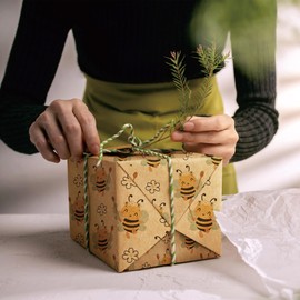 SaringSwoon Kraft Bee Wrapping Paper for Kids Adults - Cute Animals Gift Wrap With Honeybee Design for Birthday Baby Shower Mother's Day or Spring Party - 28×40 Inches, 4 Folded Sheets