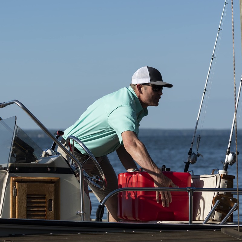 Scepter Marine 08667 Rectangular Fuel Tank - 9 Gallon, Red