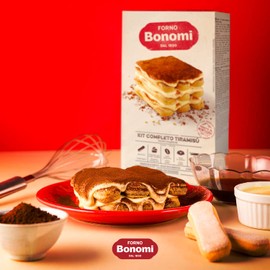 Forno Bonomi Kit Tiramisù. Il kit completo per la preparazione del tiramisù aggiungendo solo latte, senza bisogno di cottura. La confezione contiene 6 porzioni.