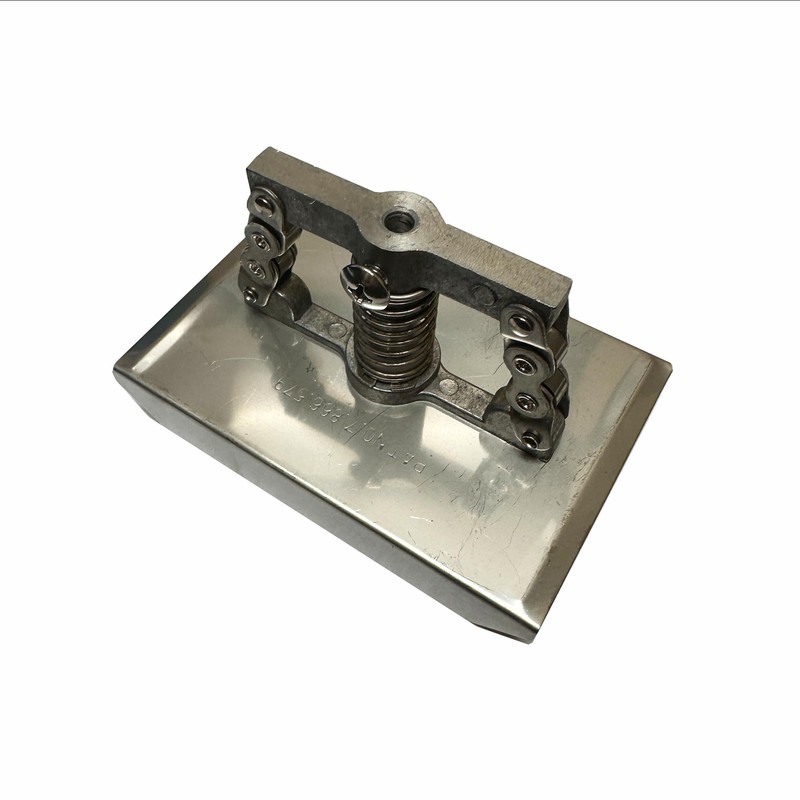 Elusive Wildlife Eliminator Spinner Plate, Feed Protector for Raccoons, Squirrels,