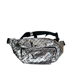 Victoria's Secret Pink Oversized Belt Bag/Fanny Pack Color Black/Silver New